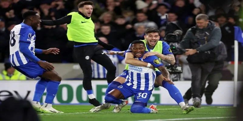 Brighton & Hove Albion huấn luyện nghiêm túc trước thềm trận đấu lớn
