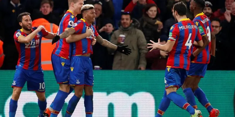 Crystal Palace thi đấu đầy máu lửa trước đối thủ mạnh