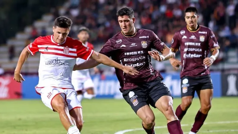 Soi kèo chuẩn trận đấu Estudiantes de La Plata vs Carabobo FC từ chuyên gia